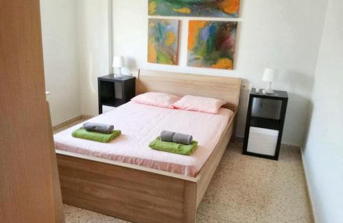 Plaza de Toros-Doctores-San Lazaro Apartment | Charming apartment historic centre Granada 80 m² + balcony