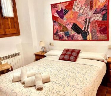 Albaicin Apartment | Charming Spacious Albayzin Apartment
