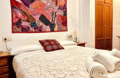 Albaicin Apartment | Charming Spacious Albayzin Apartment