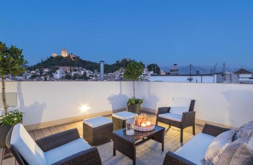 Central District Apartment | Chezmoihomes Plaza Nueva Luxury