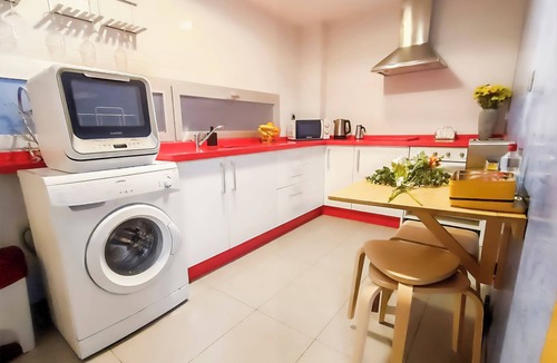 Armilla Condo | Complete apartment in Granada (pet friendly)