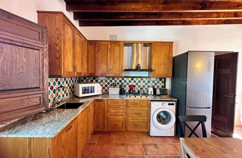 Orgiva House | Cortijo Al-Andalus Casa Medina