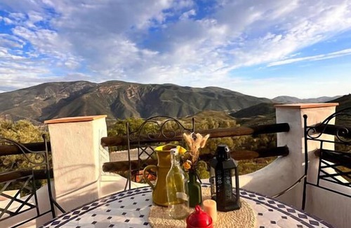 Orgiva House | Cortijo Al-Andalus Casa Azahar