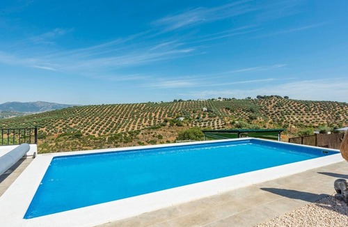 Algarinejo Villa | Cortijo Chaparro Algarinejo by Ruralidays