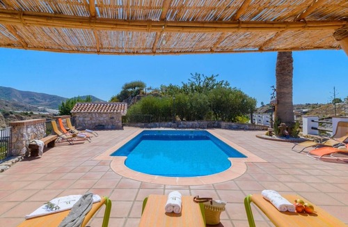 Motril Villa | Cortijo El Palmarillo Motril by Ruralidays