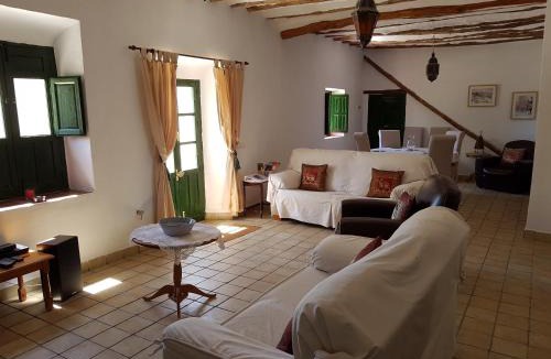 Venta Micena House | Cortijo Romero