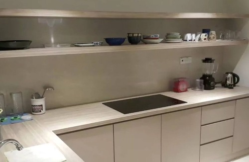 Bangsar Apartment | Cosy and quiet getaway in busy Bangsar, mins from the LRT station.