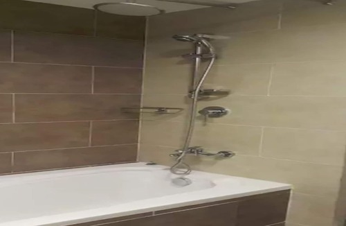 Bangsar Apartment | Cosy and quiet getaway in busy Bangsar, mins from the LRT station.