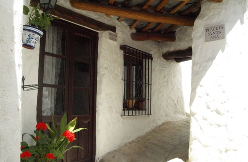 Mecina Fondales House | Cottage in a small picturesque mountain village in the Alpujarras