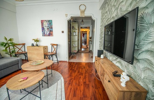 Rasimpasa Apartment | Cozy flat in Rasimpasa - 2 Bedrooms & A Balcony
