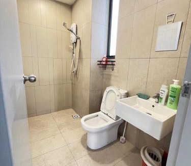 Taman P Ramlee Apartment | Cozy kenwingston platz kl 2-5pax 2BR&2BR Klcc view with free parkin 4305