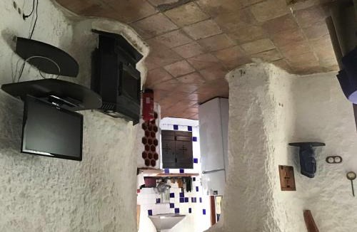 Baza House | Cueva El Guindas
