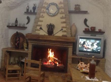 Cullar House | Cueva el Monteron