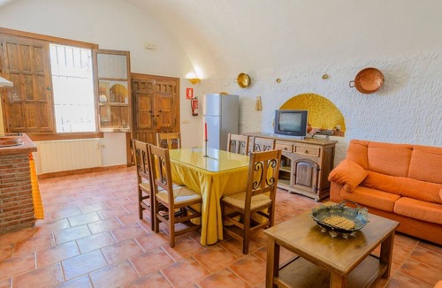 Fonelas Villa | Cuevas La Chumbera - Jazmines 9pax Fonelas by Ruralidays