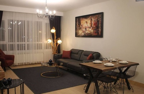 Bagcilar Apartment | D1-180 2+1 · LUXURY APARTMENT- NEAR TO AİRPORT-MALL OF İSTANBUL .