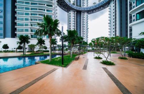 Taman Keramat Apartment | Datum Jelatek - KLCC Sky Ring Linked To LRT & Mall by AwNa
