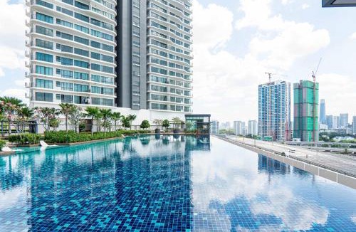 Taman Keramat Apartment | Datum Jelatek Residence by Airhost