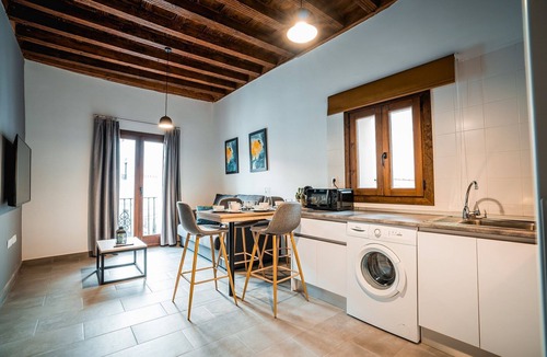 Granada Apartment | Description