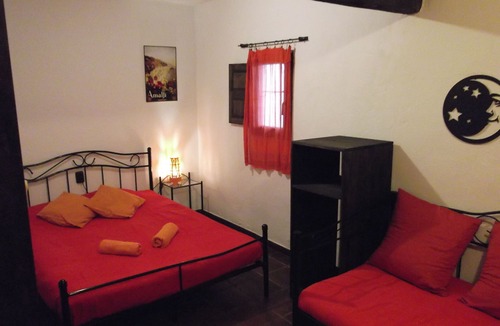Quentar House | Double Ensuite Room in a Cosy Guesthouse in a Small Village