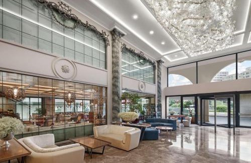 Esentepe Hotel | DoubleTree by Hilton Istanbul Gayrettepe