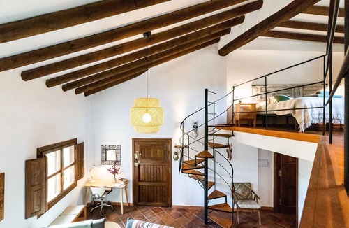 Niguelas Bed & Breakfast | Duplex loft in nature with garden and pool