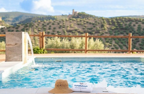 Montefrio Villa | El Bujeo Montefrío by Ruralidays