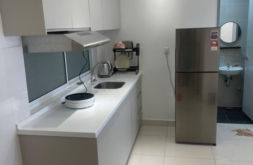 Sri Petaling Condo | Elevated Cozy Homestay @Heart of Sri Petaling 3R3B
