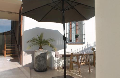 Melegis Hotel | Elysium Luxury Stays