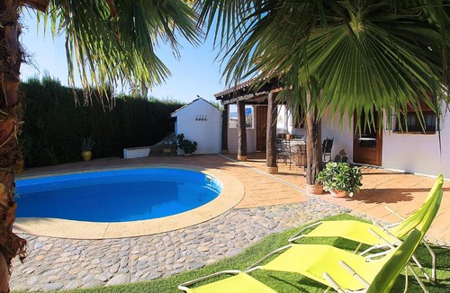 Padul House | Encantadora casa con piscina privada y chimenea