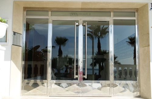 Velilla-Taramay Apartment | Enchanting apartment, 1st beach line, panoramic views, parking, fast internet