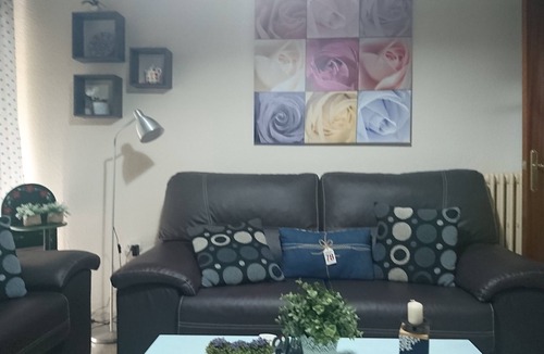 Norte Apartment | Enjoy GRANADA in a cozy and cheap apartment for 6 people