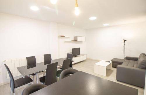 Plaza de Toros-Doctores-San Lazaro Apartment | 120 m² Apartment ∙ 3 bedrooms ∙ 8 guests