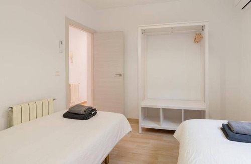 Plaza de Toros-Doctores-San Lazaro Apartment | 84 m² Apartment ∙ 2 bedrooms ∙ 4 guests