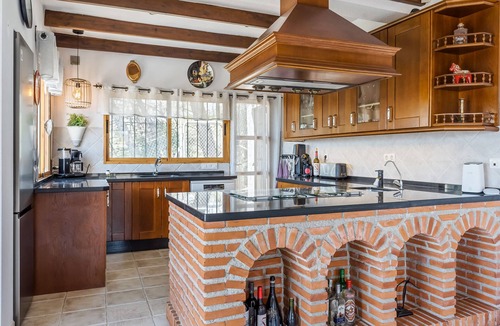 Velilla-Taramay Villa | Exclusive Villa with Panoramic Views and Private Pool