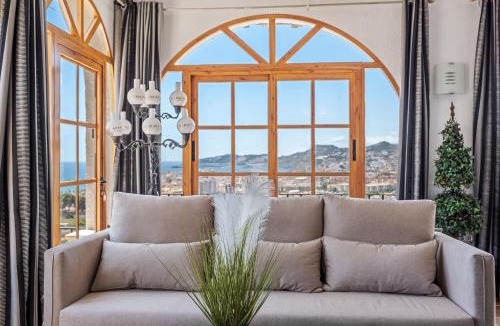 Velilla-Taramay Villa | Exclusive Villa with Panoramic Views and Private Pool