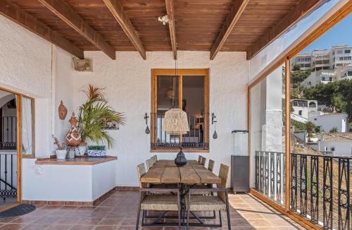 Velilla-Taramay Villa | Exclusive Villa with Panoramic Views and Private Pool
