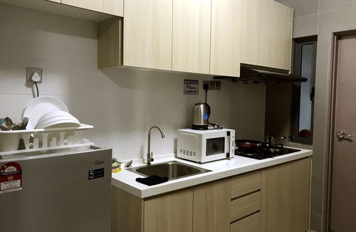 Seri Kembangan Apartment | Fantastic Homestay In Balakong Near Mines, C180, Aeon Cheras Selatan