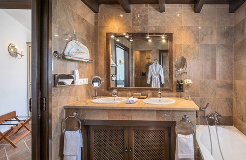 La Bobadilla Hotel | Finca la Bobadilla, Leading Hotels of the World