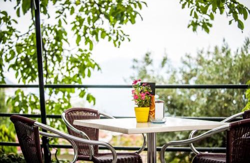 Capileira Hotel | Finca Los Llanos