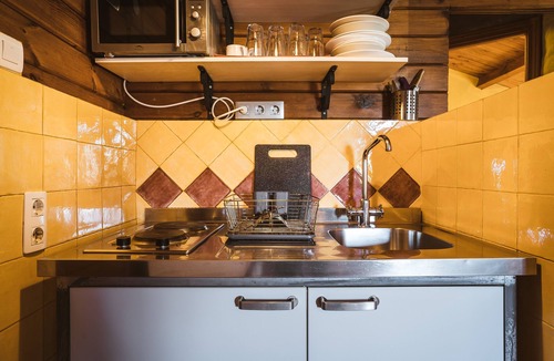 Pinos Genil RV Rental | Fuente del Lobo Glamping Bungalows - Adults Only