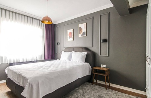Kartal Apartment | Furnished Flat w Balcony Near Metro in Kartal