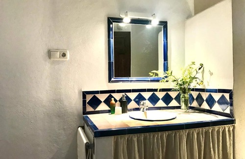 Pitres Apartment | Garden Apartment in La Alpujarra 2 people