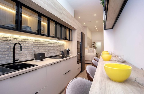 Granada City Center Apartment | Genteel Home La Paz