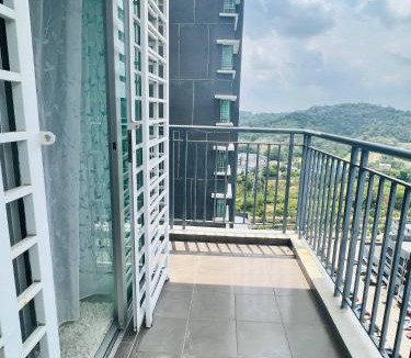 Kajang Apartment | Gg’s Stay@Savanna Executive Suites,Southville City