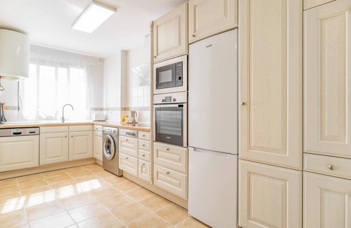 Itrabo Apartment | Gorgeous apartment in Itrabo with WiFi