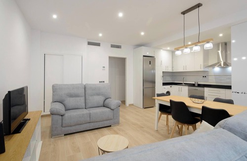 Plaza de Toros-Doctores-San Lazaro Apartment | Granada Materno - Four Bedroom Apartment, Sleeps 8