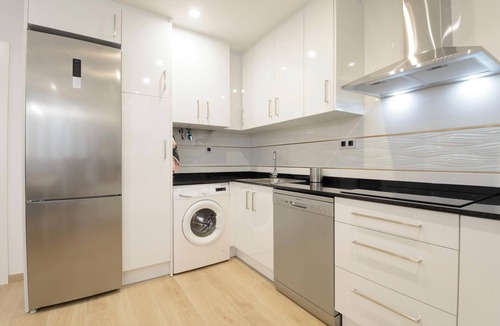 Plaza de Toros-Doctores-San Lazaro Apartment | Granada Materno - Four Bedroom Apartment, Sleeps 8
