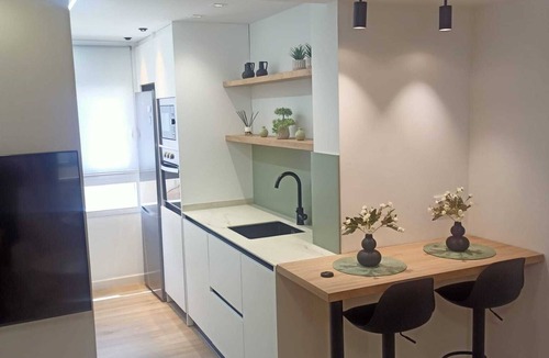 Camino de Ronda Apartment | Granada-Arabial Apartment