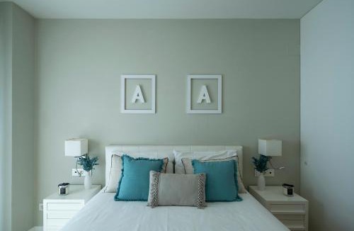 Camino de Ronda Apartment | GUNI SUITES JARDINEs