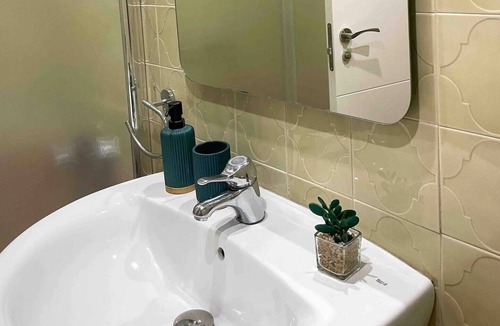 Angustias - Chana - Encina Apartment | H&H Suite El Mirlo